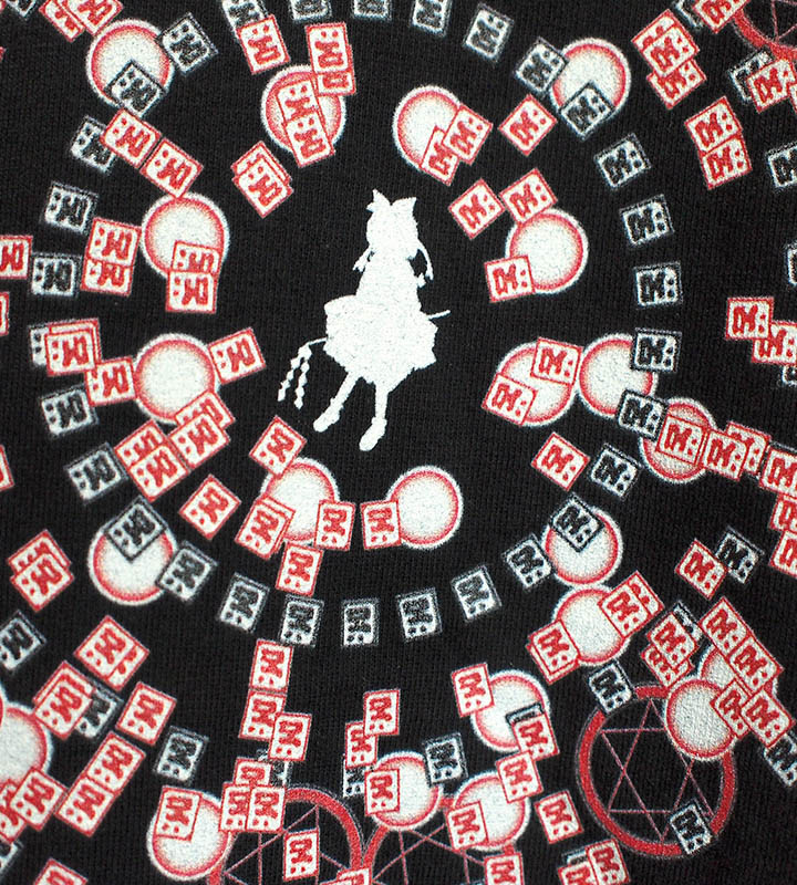 東方Project - Spell Card Tシャツ 霊夢（ブラック） | AMNIBUS