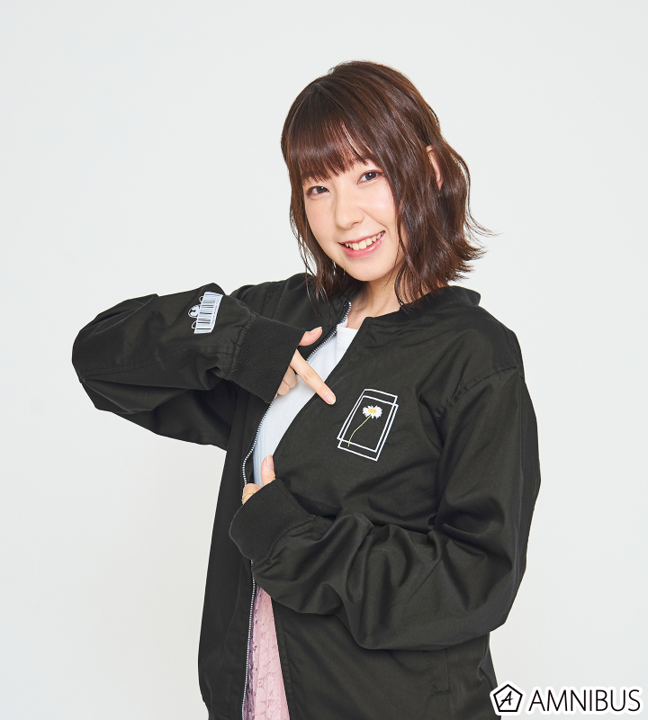 田澤茉純 田澤茉純コラボ スタジアムジャケット ユニセックス Amnibus アムニバス