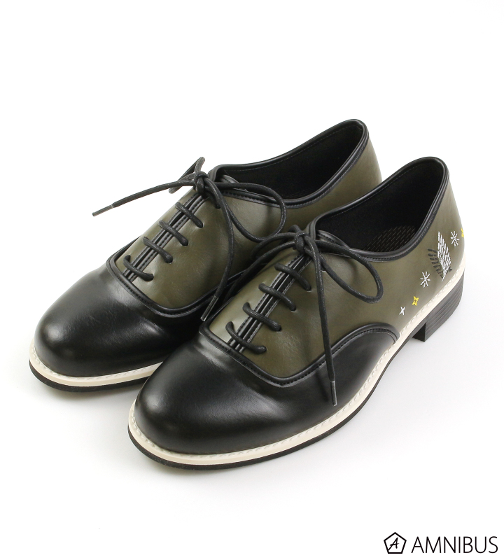 レースアップシューズ