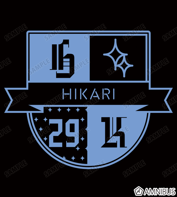 神楽 ひかり エンブレムモチーフパーカー