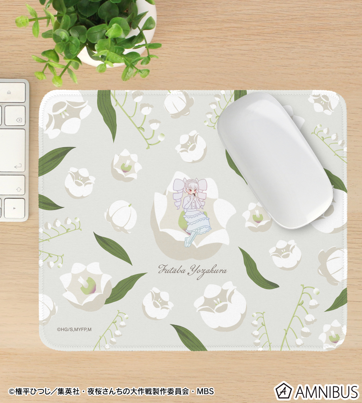 夜桜二刃 Botania マウスパッド
