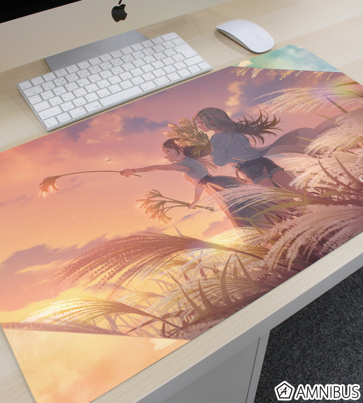 すっかり秋色ですわね! マルチデスクマット