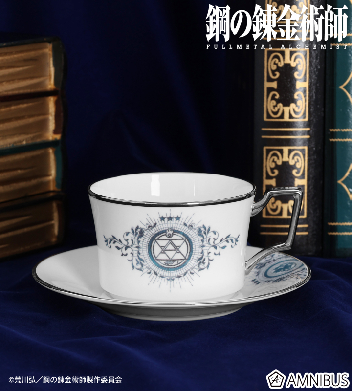 鋼の錬金術師　ロイ・マスタング　カフェ　缶バッジ 鋼の錬金術師 缶バッジ エドワード&ロイ・マスタング - メルカリ
