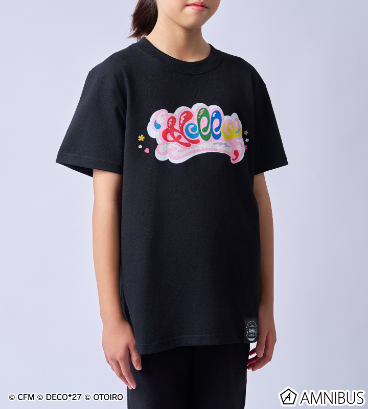 【デコミクLIVE2026】『Hello』ロゴTシャツ キッズサイズ (ブラック)