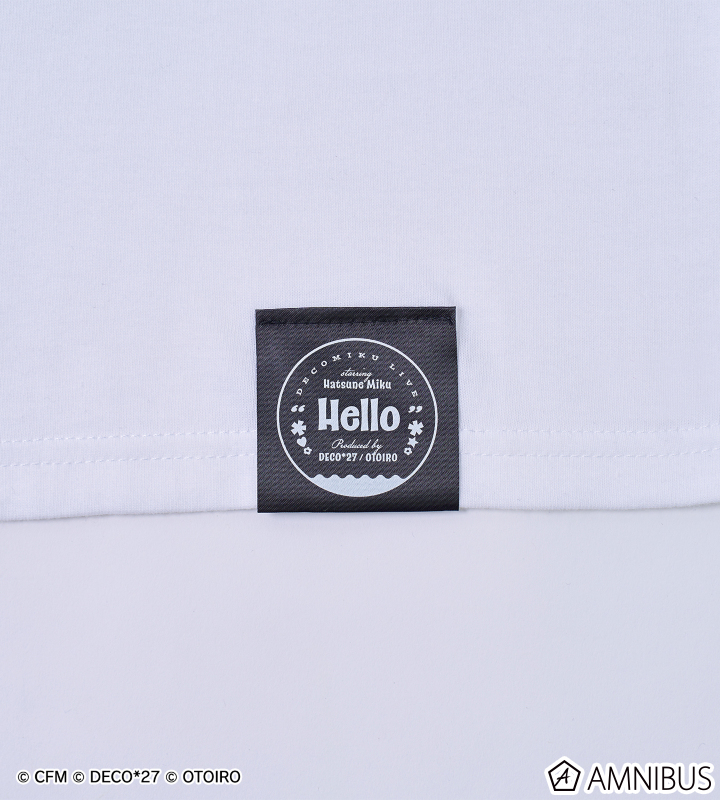 【デコミクLIVE2026】『Hello』ロゴTシャツ キッズサイズ (ホワイト)