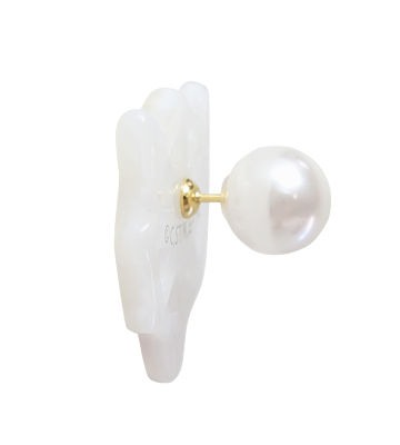 アクリルピアス