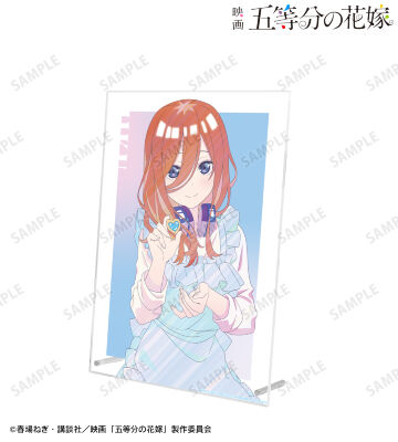 描き下ろしイラスト 中野三玖 制服エプロンver. Ani-Art clear label A4アクリルパネル